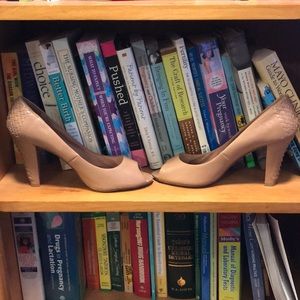 Elliot Luca camel leather pumps